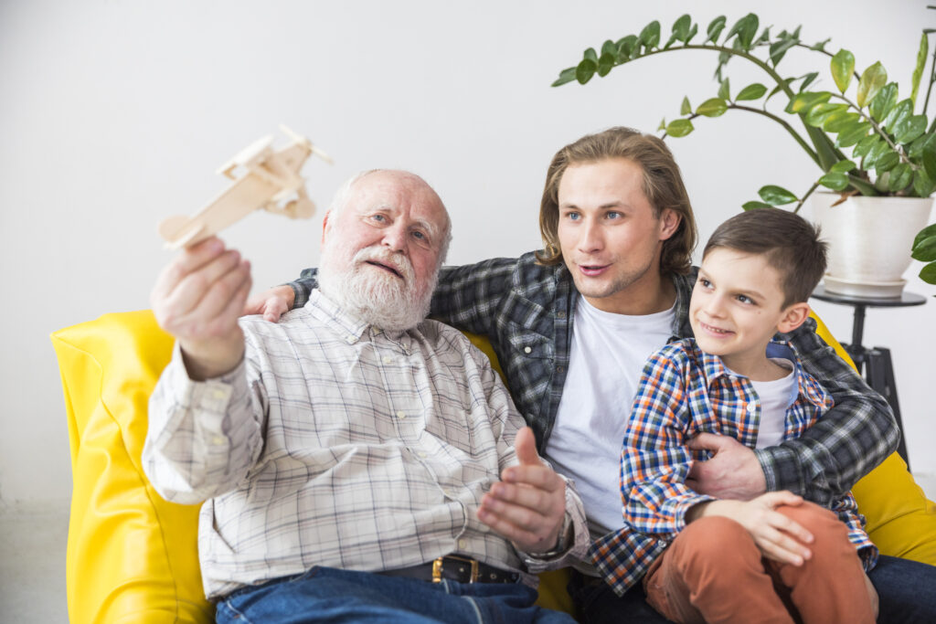 Growing Older in Joint and Nuclear Families