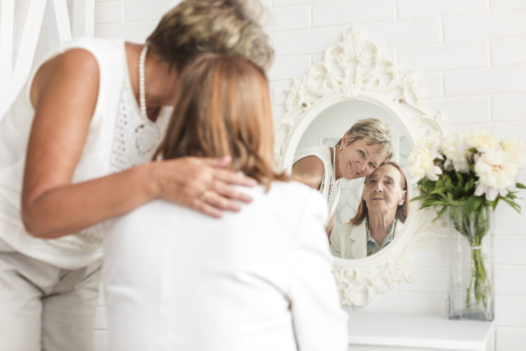 Understanding the Aging Self