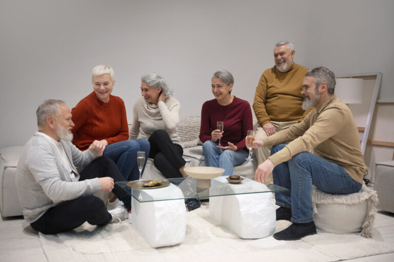 Elderly people rebuilding social connections in older adults through community support